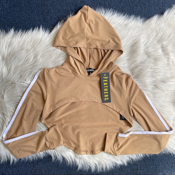 feathers Tops - NWT ⭐️ Super Crop Track Hoodie Sz SMALL